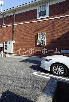 シャンエルンテⅡの駐車場