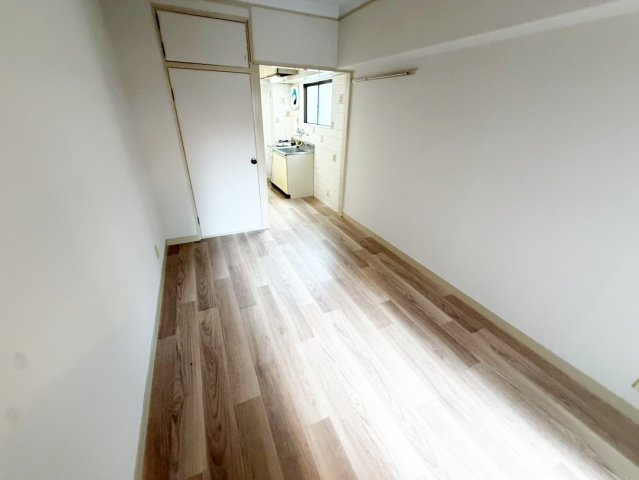 Renatus新大阪の内装