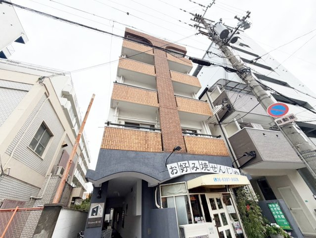 Renatus新大阪の外観