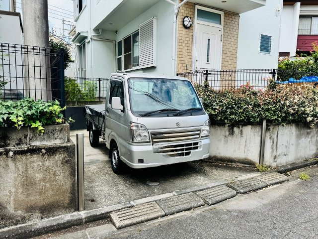 八王子市　中野上町　中古戸建ての駐車場|～カースペースは1台分～