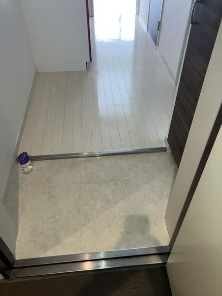 GRACE REGALIAの玄関