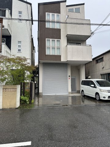 田島１丁目貸倉庫の外観