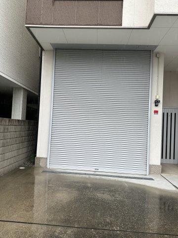 田島１丁目貸倉庫のエントランス