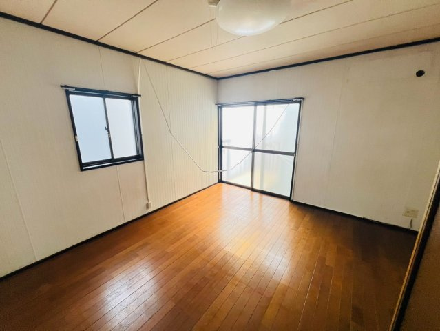 青葉町１丁目貸家の子供部屋