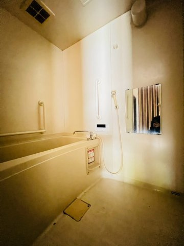 青葉町１丁目貸家の浴室