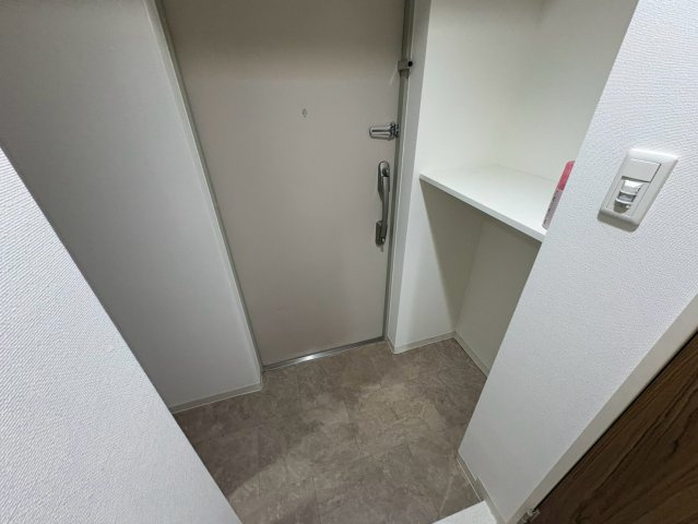 ヴェーラカーサウルバーナ｜名古屋市の賃貸ならMy賃貸の玄関|ヴェーラカーサウルバーナ