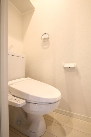アクティ氷川台のトイレ|トイレ