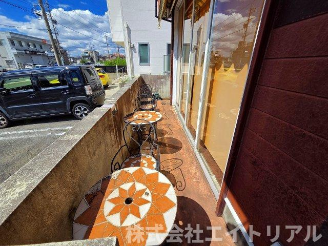 東郷町三ツ池3丁目　貸店舗の外観