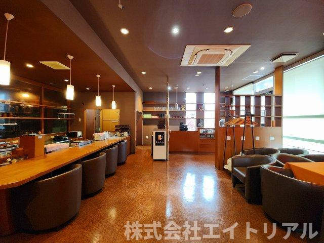 東郷町三ツ池3丁目　貸店舗の内装