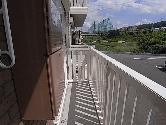 コンフォート東寝屋川のバルコニー