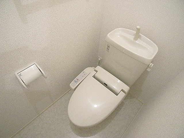 コンフォート東寝屋川のトイレ