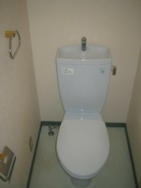 佐藤ビルのトイレ