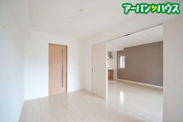 カサ・セグーラ幸町の内装