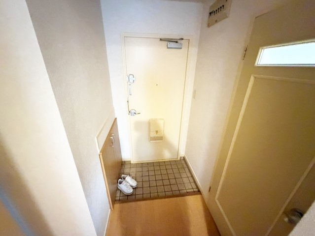 新大阪ファミール東館の玄関