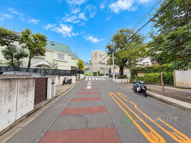 大田区久が原6丁目の前面道路含む現地写真