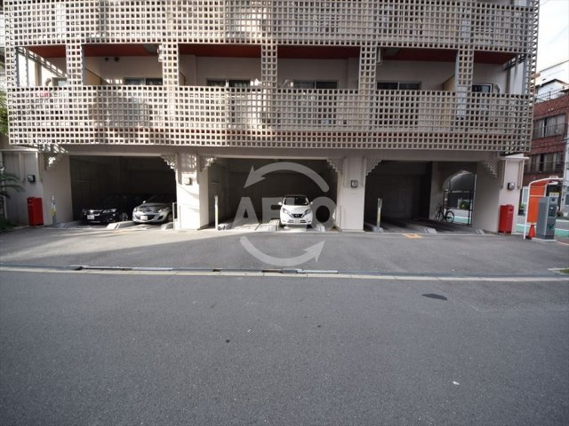 オルフェア難波南XI番館の駐車場|オルフェア難波南XI番館　駐車場