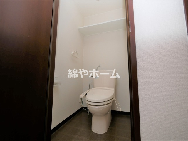 U-ro玉造のトイレ|ゆったりとした空間のトイレです