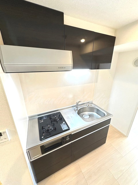 藤沢市辻堂西海岸１丁目の賃貸マンションのキッチン|広々としたキッチンです♪