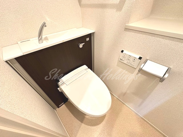 藤沢市辻堂西海岸１丁目の賃貸マンションのトイレ|清潔感のあるトイレです