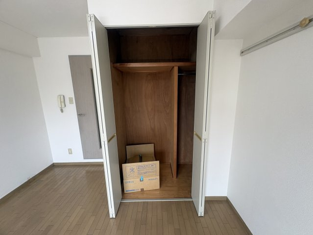 吹田市江の木町の賃貸マンションの収納