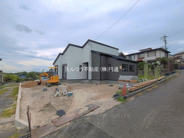 グラファーレ品野町7期の前面道路含む現地写真