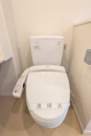 リュクス千歳船橋のトイレ