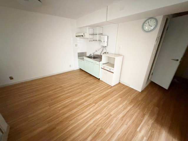 大京ビルマンション新大阪の居間・リビング