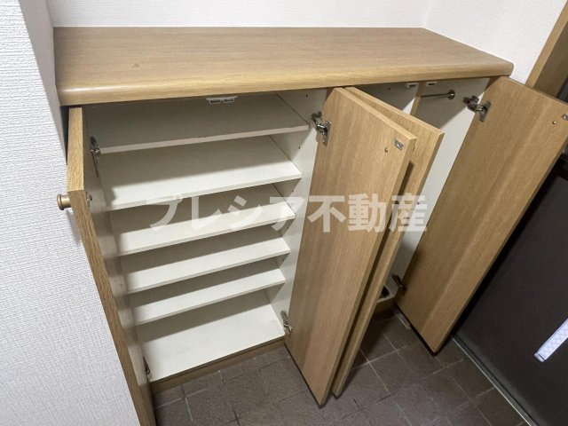 甲子園四番町ハイツの収納