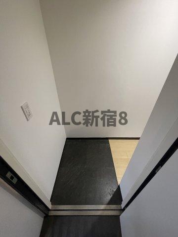 アリーチェ中野富士見町の玄関