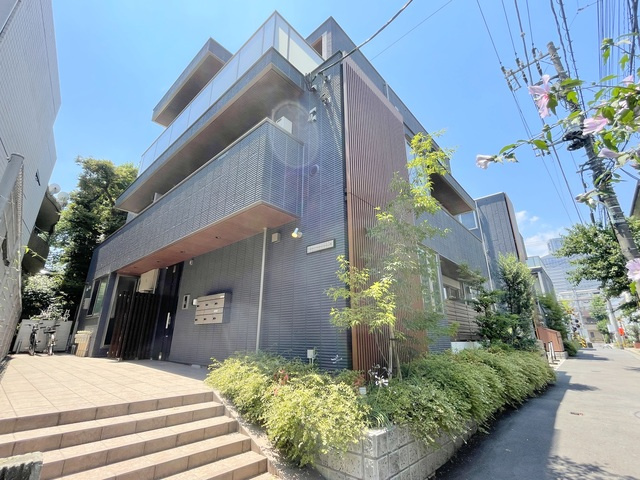 SAKURA TERRACE　YOYOGI　A棟の外観