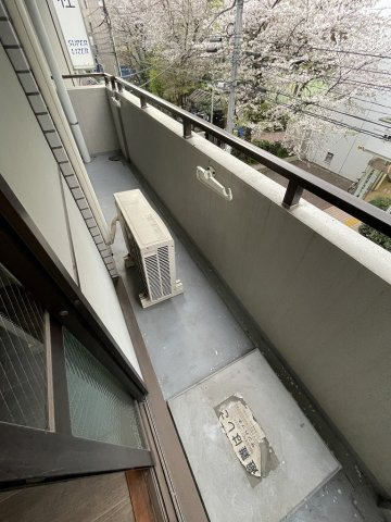 湯島台レジデンスのバルコニー