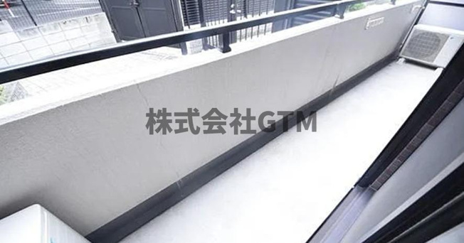 【バルコニー】