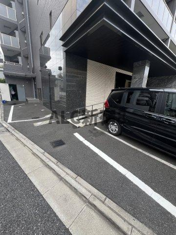 ガーラ・プレシャス練馬の駐車場