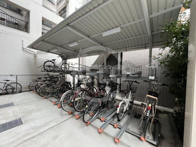ファーストフィオーレ九条のその他共用部分|ファーストフィオーレ九条　駐輪場