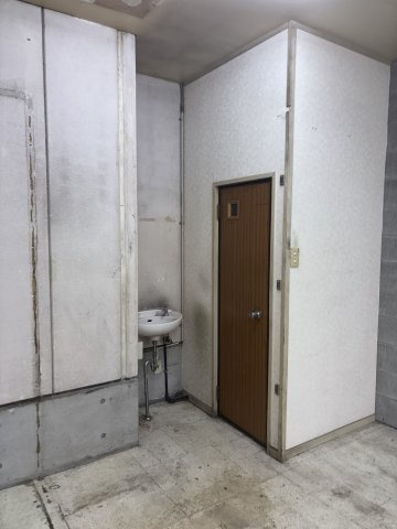 稲田本町3　店舗・事務所の内装