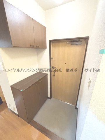 【玄関】