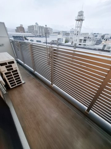 プレジオ西宮北口のバルコニー