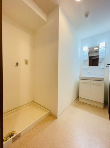 【洗面所】 | ルポンヴェール | 同マンション別部屋参考写真
