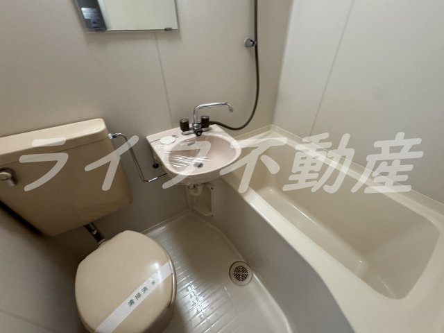 アヴァンティ玉造の洗面所|脱衣スペースもあります