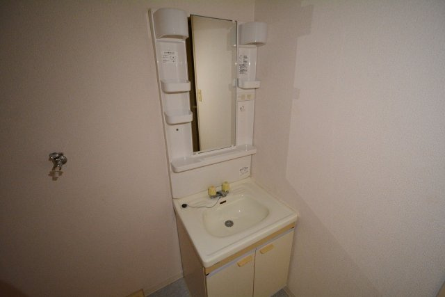 独立洗面化粧台付きでおすすめです！