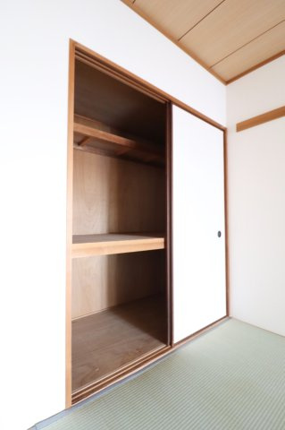ヴィラ貴瀬３号館の収納