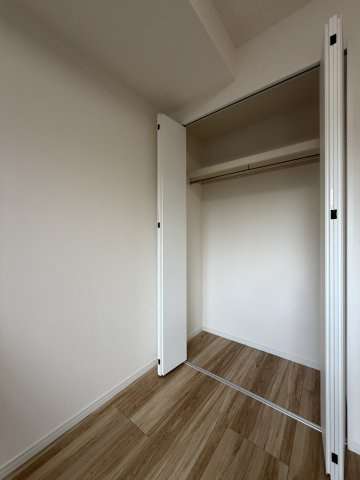 中野区中央１丁目の中古マンションの収納|クローゼット