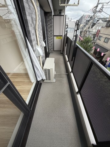 中野区中央１丁目の中古マンションのバルコニー