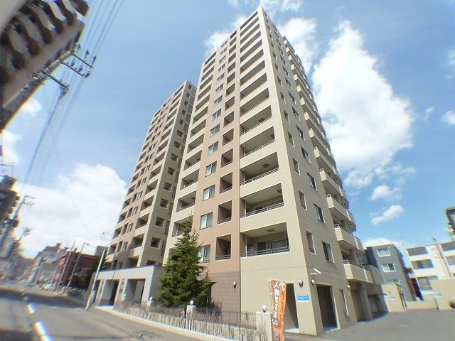 クレステージＳ６Ｗ１２タワー（ウエスト）
