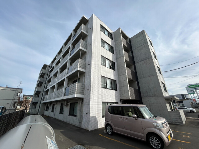 ＴＯＮＹ　ＴＯＷＥＲ　ＫＩＴＡＨＩＲＯＳＨＩＭＡ