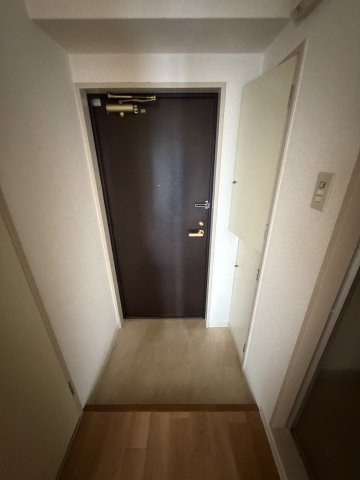 メゾン大和7号館の玄関