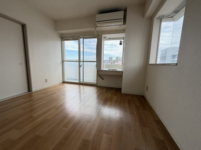 メゾン大和7号館の居間・リビング