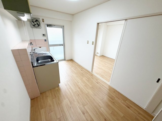 カサ池田の居間・リビング