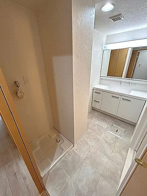 神戸市中央区海岸通５丁目の賃貸マンションの洗面所