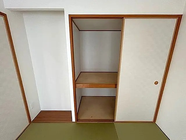 神戸市中央区海岸通５丁目の賃貸マンションの収納